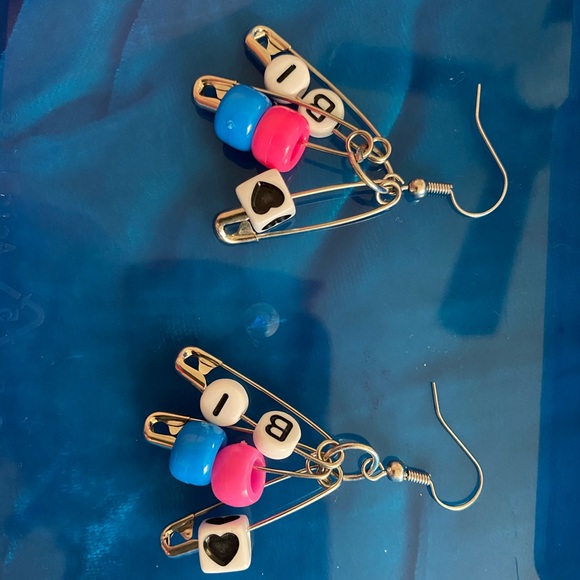✨handmade bi safety pin earrings✨ - Picture 1 of 3